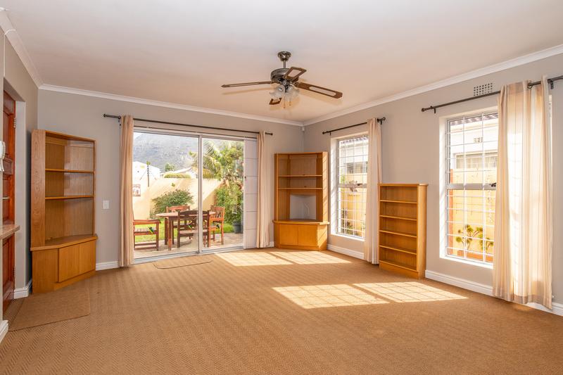 To Let 3 Bedroom Property for Rent in Kirstenhof Western Cape